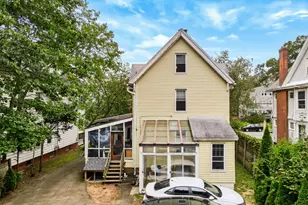 217 Alden Ave, New Haven, CT 06515 - Photo 8