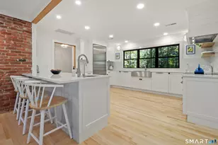 2 Charcoal Ln, Westport, CT 06880 - Photo 10