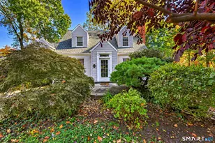 197 Maplewood Ave, Milford, CT 06460 - Photo 4