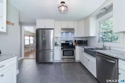 14 Shaw Drive, North Haven, CT 06473 - Photo 6