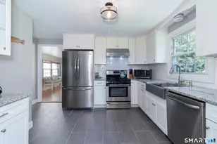 14 Shaw Dr, North Haven, CT 06473 - Photo 6