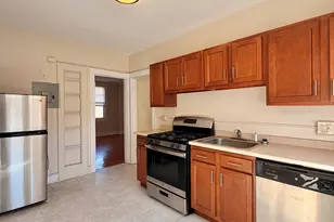 405 Main St, West Haven, CT 06516 - Photo 2