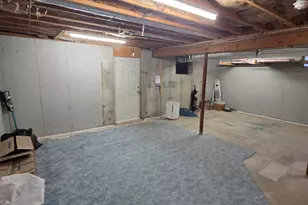 35 North St, Enfield, CT 06082 - Photo 14