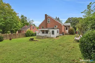 66 Cricket Dr, Meriden, CT 06450 - Photo 4