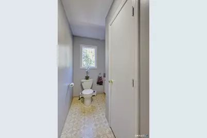 35 Warren Avenue, Vernon, CT 06066 - Photo 18