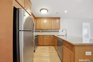 104 North St, Stamford, CT 06902 - Photo 10