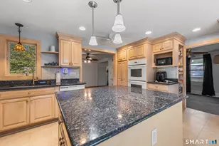 81 Smith Ave, Norwich, CT 06360 - Photo 10