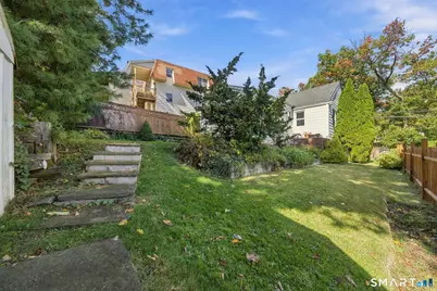 35 Holcomb Avenue, Stamford, CT 06906 - Photo 22