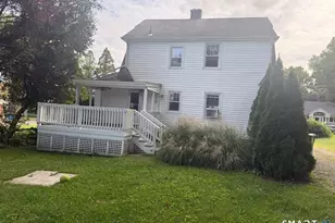8 Anson St, Stratford, CT 06614 - Photo 4