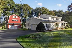 19 Hayes Ave, Ellington, CT 06029 - Photo 2