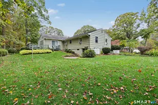 8 Woodfield Dr, Trumbull, CT 06611 - Photo 22