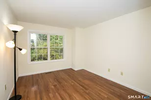 2390 State St, Hamden, CT 06517 - Photo 34