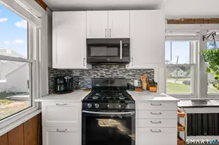26 Porter St, Stratford, CT 06615 - Photo 20