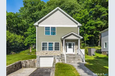42 White Avenue, Middlebury, CT 06762 - Photo 1