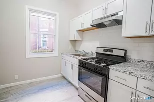 34 Sisson Ave, Hartford, CT 06106 - Photo 12