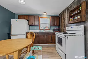16 Oak St, Plymouth, CT 06786 - Photo 28