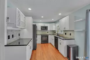 36 McDowell Rd, Middletown, CT 06457 - Photo 6