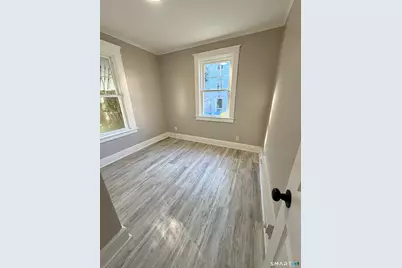 702 Cooke Street, Waterbury, CT 06710 - Photo 12