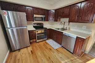 882 N Colony Rd, Meriden, CT 06450 - Photo 6
