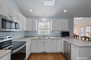 4 Mountain View Landing, Killingly, CT 06239 - Photo 2