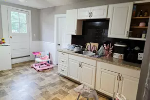 430 Burnside Ave, East Hartford, CT 06108 - Photo 20