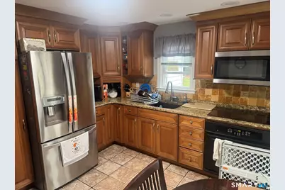 72 Sidney Avenue, West Hartford, CT 06110 - Photo 6