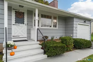 9 Victoria Dr, Branford, CT 06405 - Photo 4