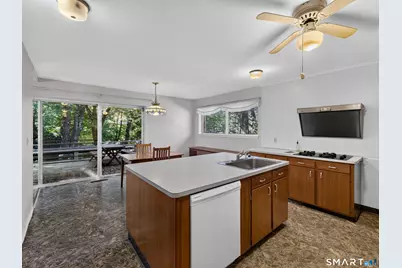 33 North High Street, Clinton, CT 06413 - Photo 12