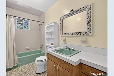 33 North High Street, Clinton, CT 06413 - Photo 16