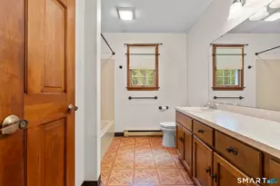43 Robinhood Dr, Ledyard, CT 06335 - Photo 32