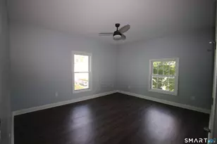60 Perry Ave, Shelton, CT 06484 - Photo 10