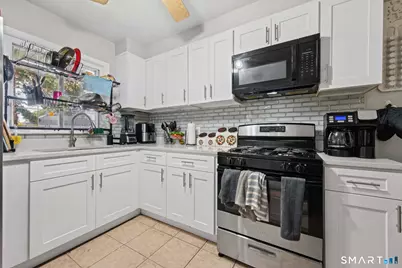 16 Melrose Avenue, Danbury, CT 06810 - Photo 4