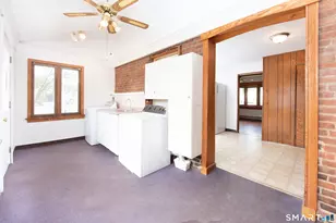 65 Arlington St, Bridgeport, CT 06606 - Photo 36