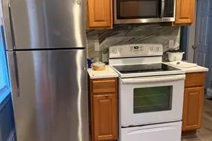113-115 Shultas Pl, Hartford, CT 06114 - Photo 6