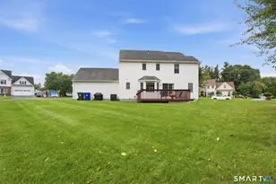 131 Pfister Dr, Newington, CT 06111 - Photo 38