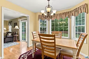 131 Pfister Dr, Newington, CT 06111 - Photo 12