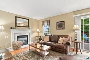 131 Pfister Dr, Newington, CT 06111 - Photo 6