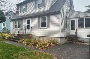 42 Girard Ave, Waterbury, CT 06704 - Photo 2