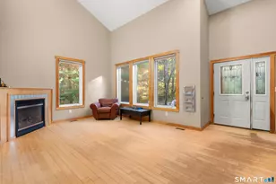 519 E Hyerdale Dr, Goshen, CT 06756 - Photo 10