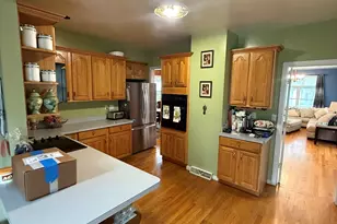 77 Center St, West Haven, CT 06516 - Photo 10