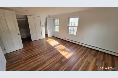 32 Milwaukee Avenue, Bethel, CT 06801 - Photo 14