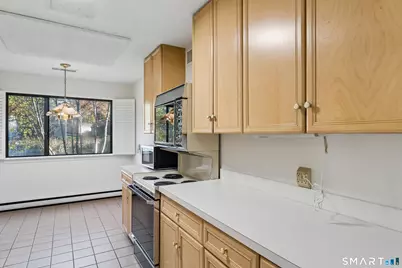 491 Heritage Village #B, Southbury, CT 06488 - Photo 10