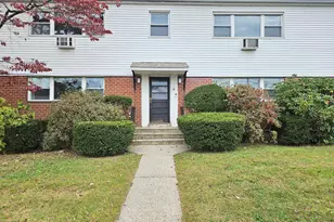 15 Cherry Hill Dr, Bridgeport, CT 06606 - Photo 1