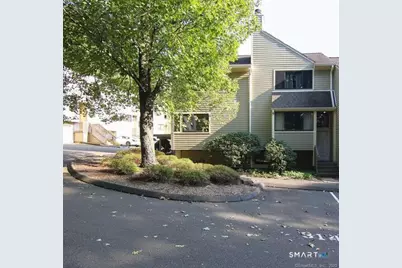 318 Sunrise Hill Lane #318, Norwalk, CT 06851 - Photo 1