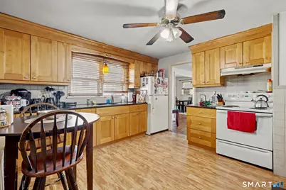 55 Harborview Avenue, Bridgeport, CT 06605 - Photo 8