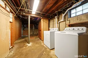 29 Madison Pl, Stamford, CT 06902 - Photo 28