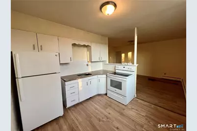 570 Main Street #6, New Hartford, CT 06057 - Photo 2