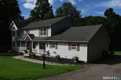 15 Silano Drive, Oxford, CT 06478 - Photo 2