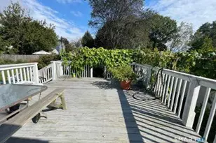 192 Soundview Ave, Stratford, CT 06615 - Photo 4