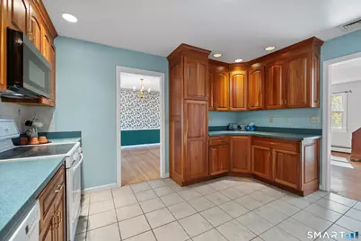 68 Pleasant Drive, Cheshire, CT 06410 - Photo 6